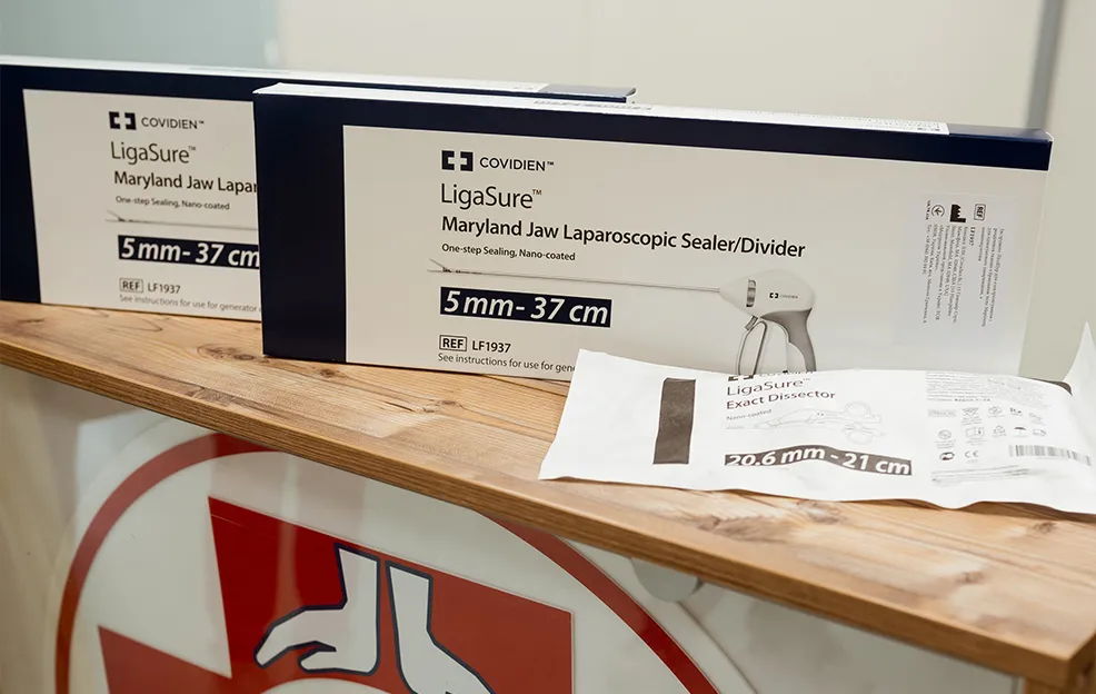 “Okhmatdyt” Receives Modern Surgical Equipment from Andriy Matiukha Foundation and Good Donations